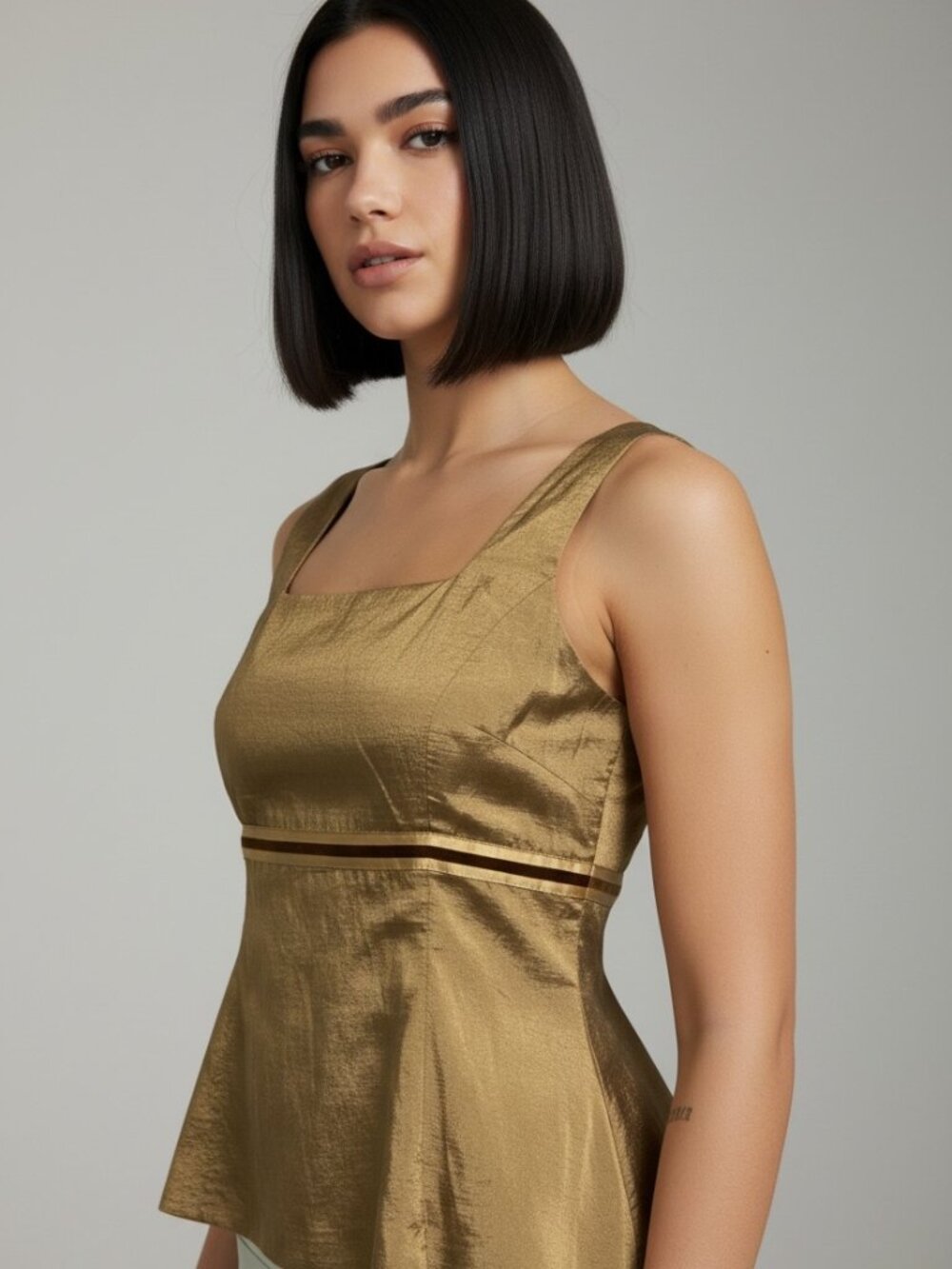 NWT Ronen Chen Virginia Tank Gold Metallic Peplum Sleeveless Top Womens Size 4